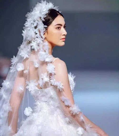 泰國 迪麗熱巴 不 她的名氣和作品吊打國內小花